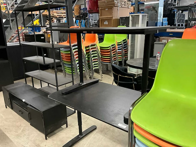 Ikea bekant bureautafel (2x) - afbeelding 1 van  5