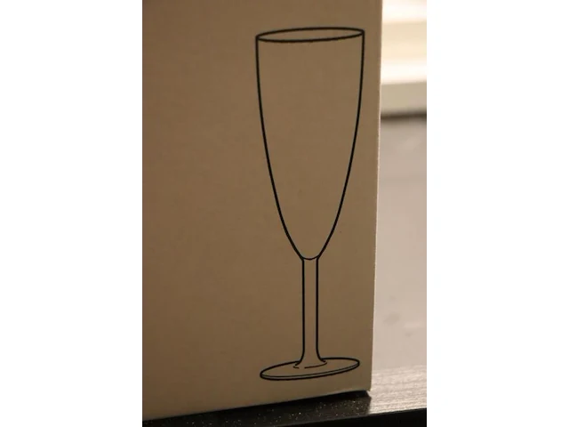 Ikea champagne glazen, 21cl type svalka - 4 dozen á 6 stuks - afbeelding 3 van  3