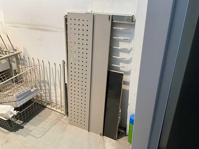 Ikea pax kledinglast interieur - afbeelding 2 van  3