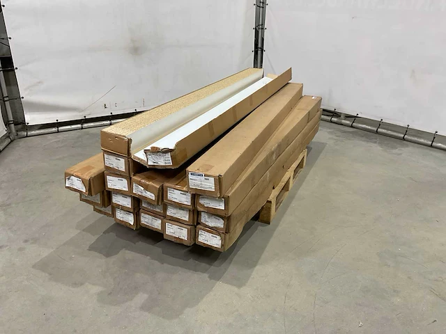 Ikea perfekt kast pas stukken (18x) - afbeelding 1 van  6