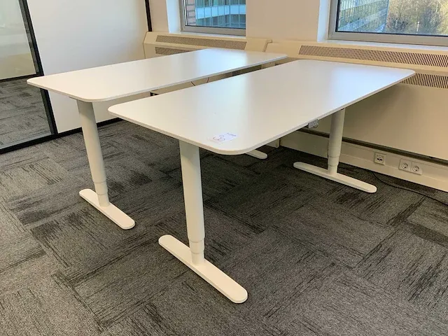 Ikea zit/sta bureautafel (2x) - afbeelding 2 van  5