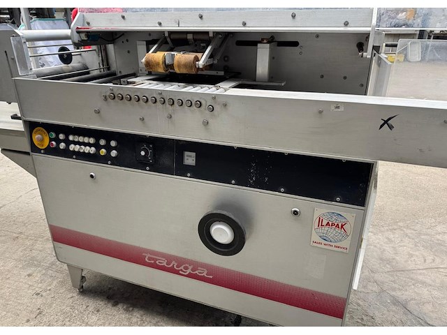 Ilapak - afbeelding 8 van  12