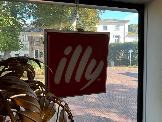 Illy lichtreclame - afbeelding 3 van  3
