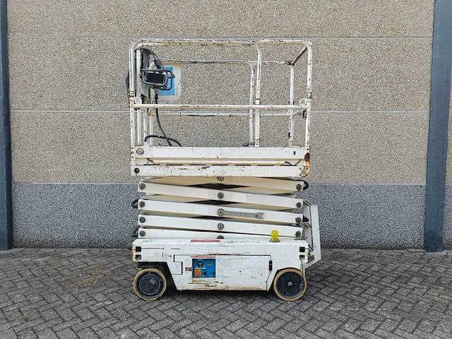 Imer - 2013 - it 7380 - hoogwerker - afbeelding 11 van  16