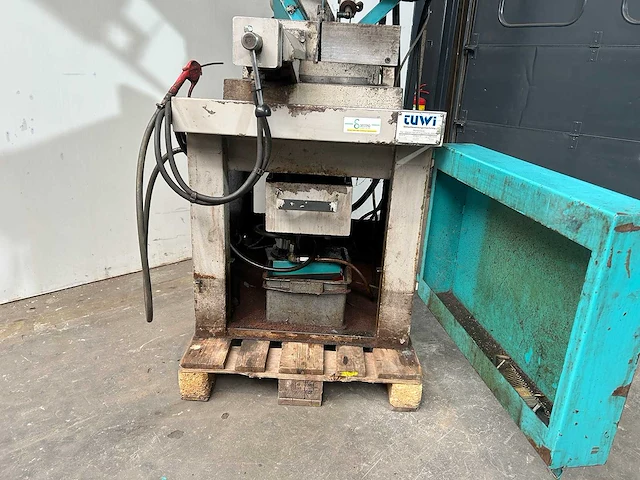 Imet - bs 280 + - bandzaagmachine - 1995 - afbeelding 8 van  11
