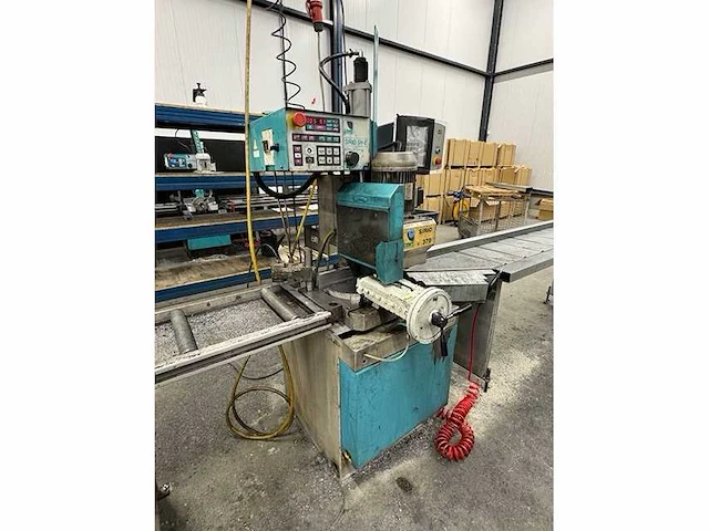 Imet sirio 370 sa-h sawing machine new 2001 - afbeelding 1 van  4