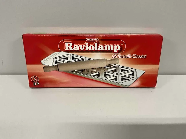 Imperia - tortelli-vorm “classic” met roller (9x) - afbeelding 1 van  2