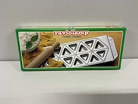 Imperia - tortelli-vorm “classic” met roller (9x) - afbeelding 2 van  2