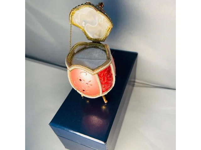 Imperial egg sieradendoos - moderne reproductie - afbeelding 5 van  5