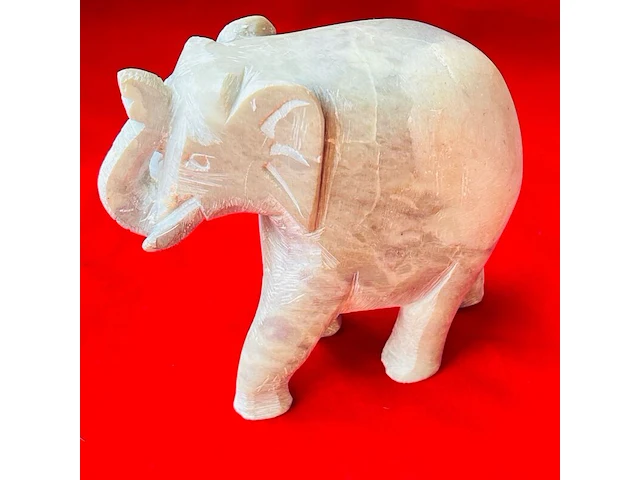Imperial elephant antieke soapstone sculptuur - afbeelding 2 van  6