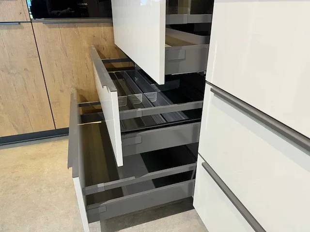 Impuls - showroomkeuken (c) - afbeelding 15 van  26