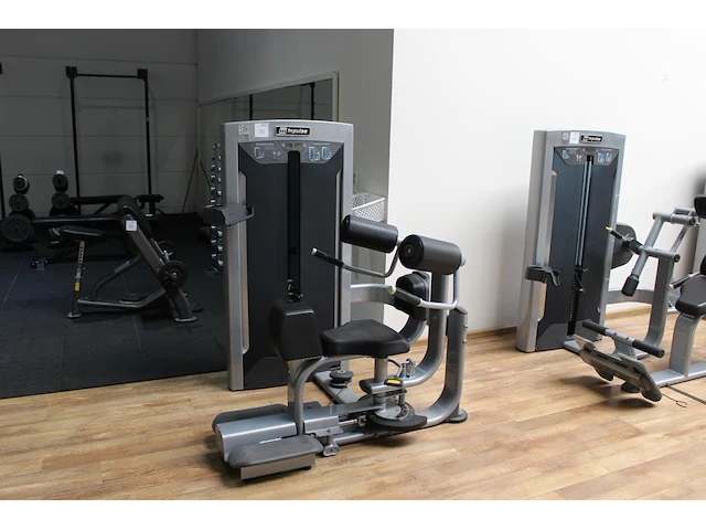 Impulse exo|form torso rotation let op onderdeel combinatiekavel f041 onderdeel van combinatiekavel combinatie van 13 impulse exo|form fitness apparatenkavels kavels f028 t/m f040 - afbeelding 1 van  3