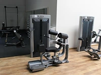Impulse exo|form torso rotation let op onderdeel combinatiekavel f041 onderdeel van combinatiekavel combinatie van 13 impulse exo|form fitness apparatenkavels kavels f028 t/m f040 - afbeelding 1 van  3