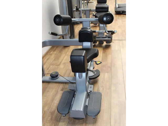 Impulse exo|form torso rotation let op onderdeel combinatiekavel f041 onderdeel van combinatiekavel combinatie van 13 impulse exo|form fitness apparatenkavels kavels f028 t/m f040 - afbeelding 2 van  3