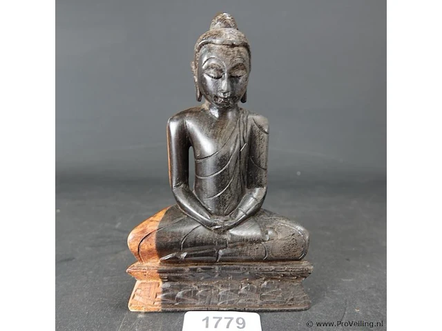 In coromandelhout gesneden boeddha - afbeelding 1 van  5