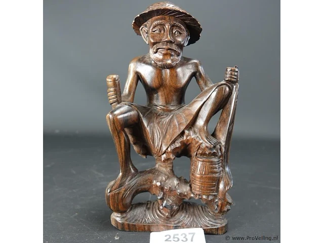 In coromandelhout gesneden indische visserman - afbeelding 1 van  5