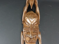 In hardhout gesneden afrikaans masker - afbeelding 2 van  5
