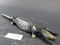 In hardhout gesneden krokodil - afbeelding 5 van  5