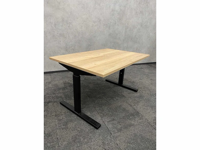 In hoogte instelbaar bureau 120x80 - afbeelding 4 van  9