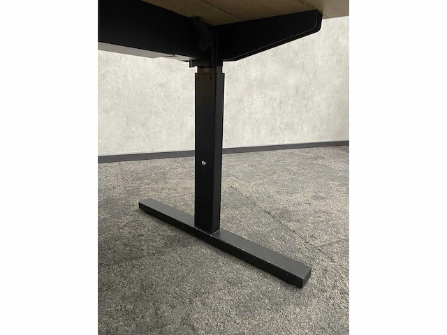 In hoogte instelbaar bureau 120x80 - afbeelding 6 van  9