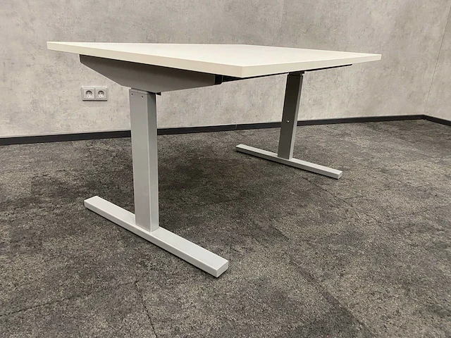In hoogte instelbaar bureau 120x80 - afbeelding 3 van  8