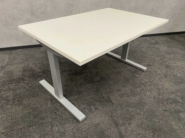 In hoogte instelbaar bureau 120x80 - afbeelding 6 van  8