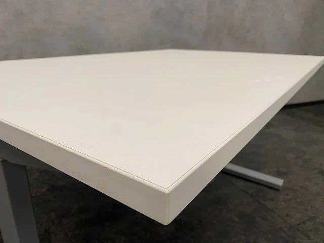 In hoogte instelbaar bureau 120x80 - afbeelding 7 van  8