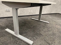 In hoogte instelbaar bureau 120x80 - afbeelding 8 van  8