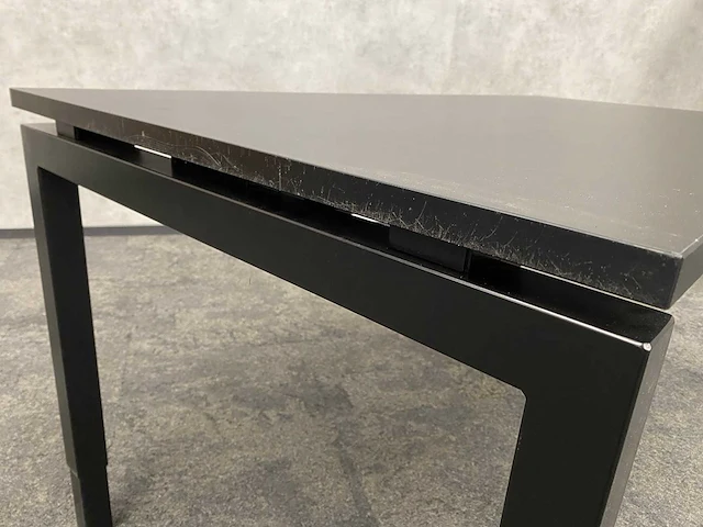 In hoogte instelbaar bureau 160x80 - afbeelding 9 van  10