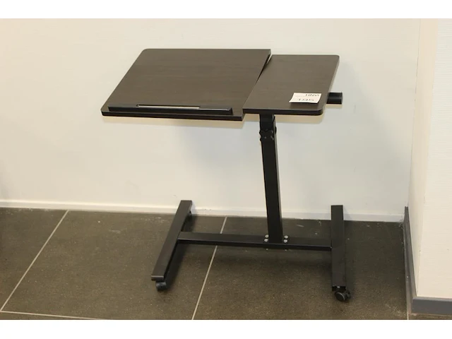 In hoogte verstelbaar bijzettafeltje 60cm x 35cm - afbeelding 1 van  2