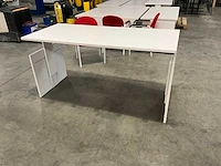 In hoogte verstelbaar bureau (4x) - afbeelding 1 van  5