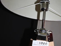 In hoogte verstelbare staande lamp op driepoot - afbeelding 3 van  3