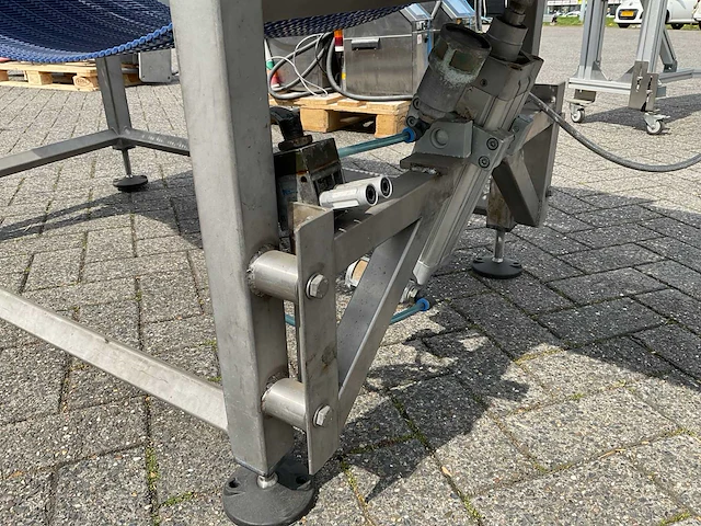 In hoogte verstelbare transportband - afbeelding 8 van  10