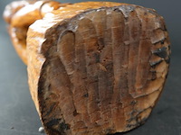 In hout gesneden afrikaans beeld - afbeelding 5 van  5