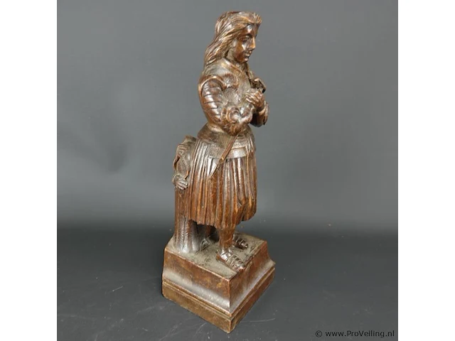 In hout gesneden figuur - afbeelding 4 van  5