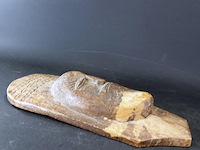 In hout gesneden masker - afbeelding 4 van  5