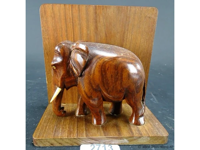 In hout gesneden olifant als boekensteun - afbeelding 1 van  5