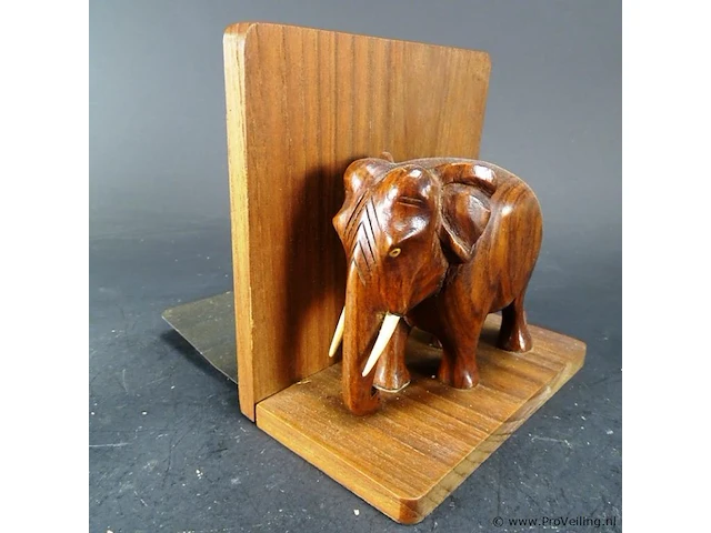 In hout gesneden olifant als boekensteun - afbeelding 2 van  5