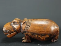 In massief hout gesneden hippopotamus amphibius - afbeelding 2 van  5