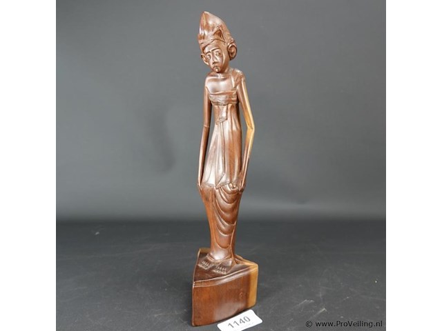 In teakhout gesneden indisch beeld - afbeelding 1 van  5