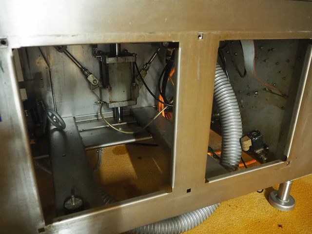 Inauen maschinen ag - afbeelding 10 van  11