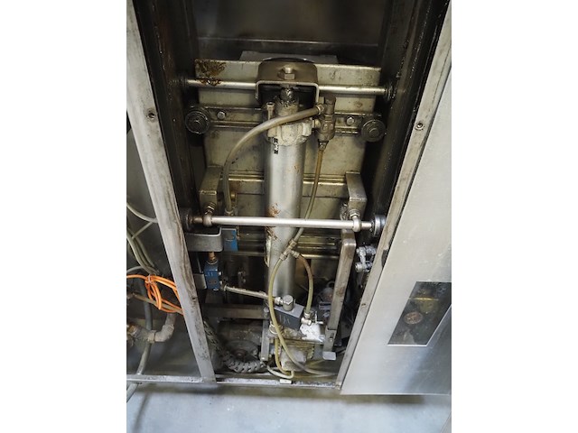 Inauen maschinen ag - afbeelding 3 van  12