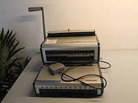 Inbindapparaat albyco binder-d310 met voetpedaal. - afbeelding 4 van  4