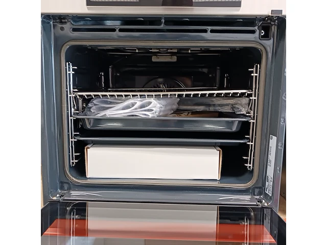 Inbouw hete lucht oven demo a++ ikea, mutebo / aeg 944182428601 - afbeelding 6 van  8