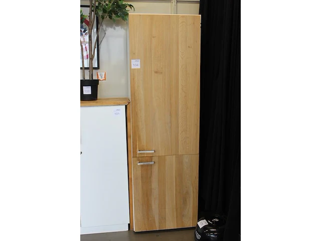 Inbouw koel / vries combinatie siemens in houten kast. afmeting 60 x 60 x195 cm. - afbeelding 3 van  3