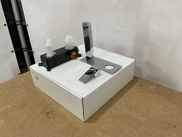Inbouw wastafel kraan - afbeelding 1 van  5