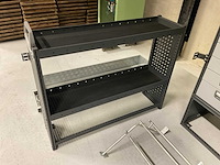 Inbouw werkbank met schappen voor bedrijfswagen - afbeelding 11 van  12