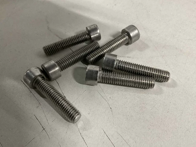 Inbusschroef m8 x 40/40 (1330x) - afbeelding 3 van  4