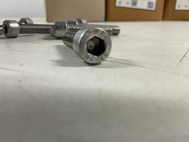 Inbusschroef m8 x 40/40 (1330x) - afbeelding 4 van  4