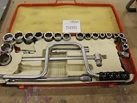 Incomplete doppenset in metalen koffer. - afbeelding 1 van  1